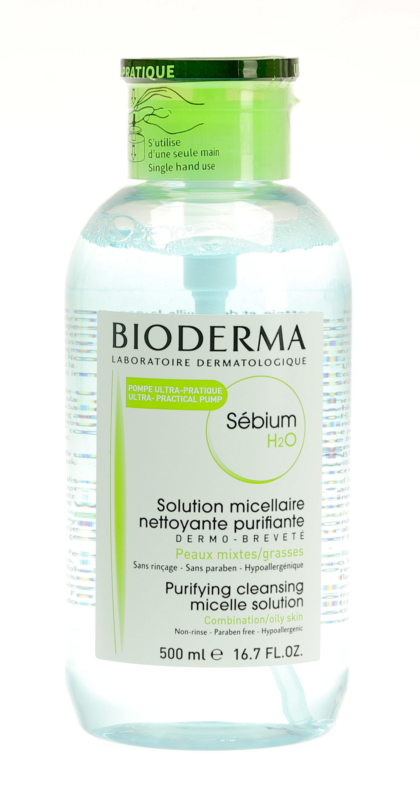 L'eau micellaire purifiante Sébium H2O démaquille et nettoie en douceur les  peaux mixtes à grasses. Ce produit est formulé e